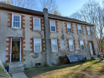 15 Mason Ter, North Grosvenordale, CT, 06255