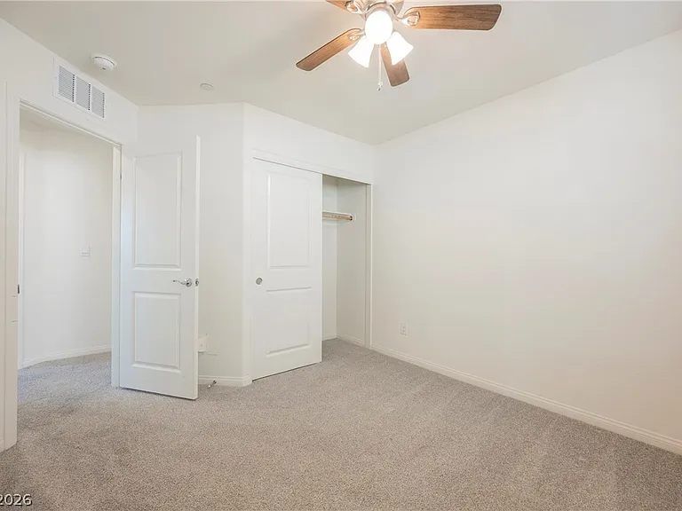 402 Larksong Ave — Photo 24
