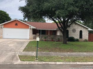 6315 Stirrup Ln, San Antonio, TX 78240