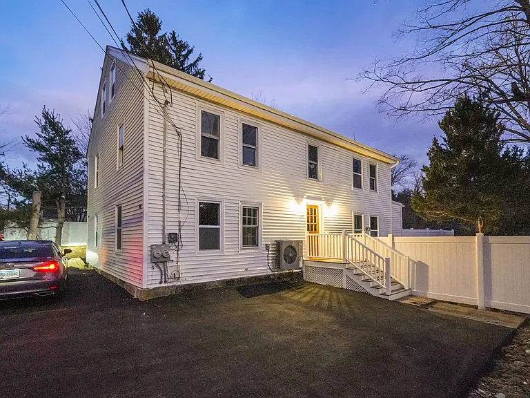 98 Southville Rd — Photo 43