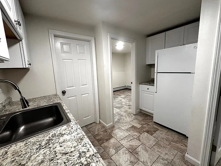 9 Emerald Dr #2 — Photo 6