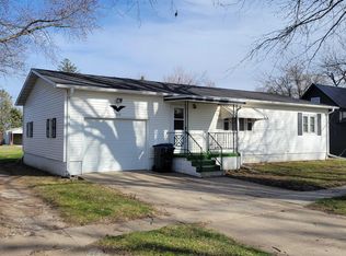 219 1st St, Meadow Grove, NE 68752