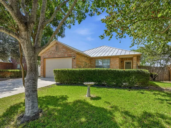 313 Chisholm Trl, Seguin, TX 78155