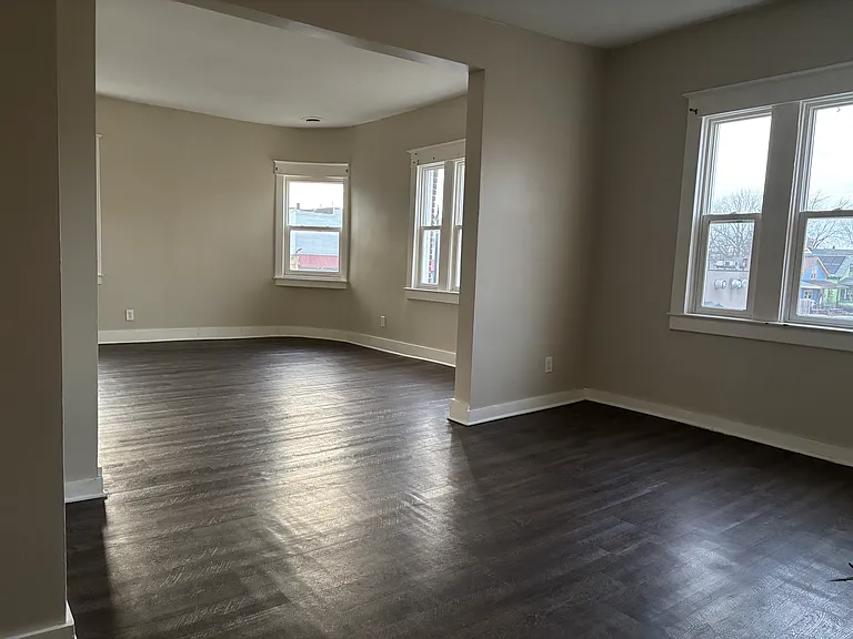 1-395 Connecticut St — Photo 5