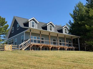 573 Highland Creek Dr, Marshall, NC 28753