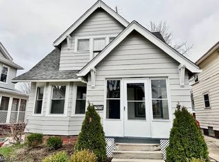 17805 Ingleside Rd, Cleveland, OH 44119