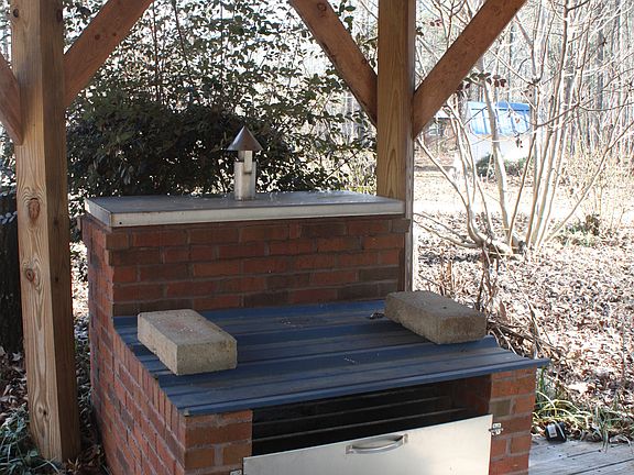Gazebo Built-in Grill