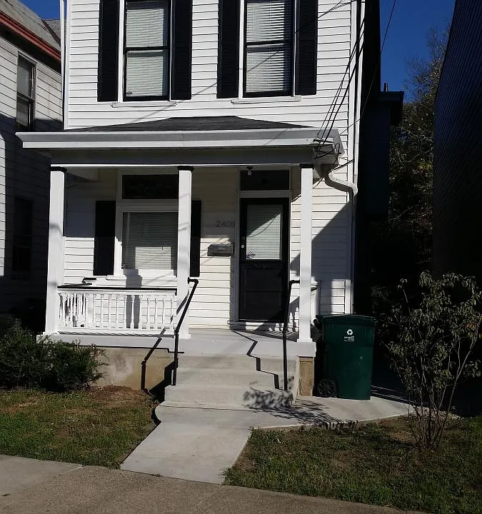 2408 Fairview Ave