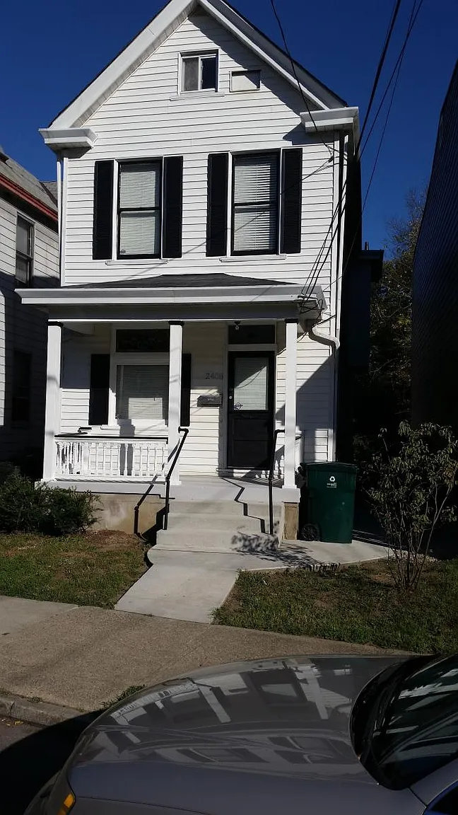 2408 Fairview Ave photo 1
