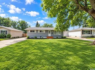 2320 Preston AVENUE S, Saskatoon, SK S7J 2E9
