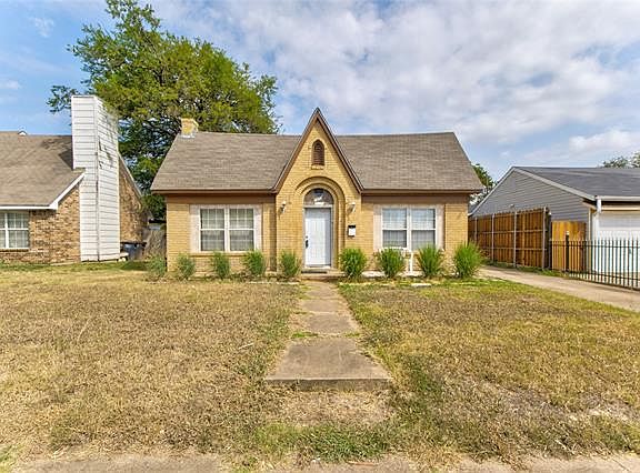 4th image of 3009 Meadowbrook Dr