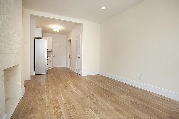 Rented by Weinstein Realty Group | media 13