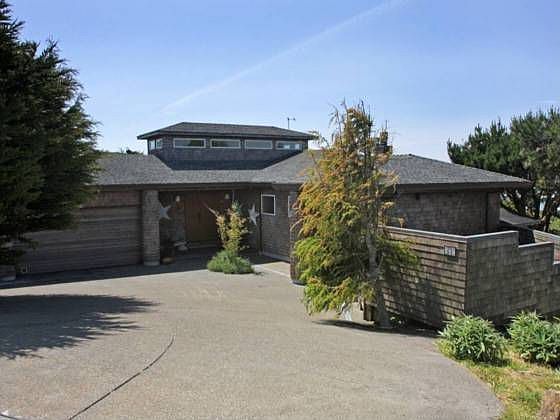1st image of 537 Oceana Dr