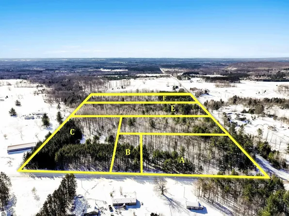 29 1/2 Road, Kingsley, MI 49649