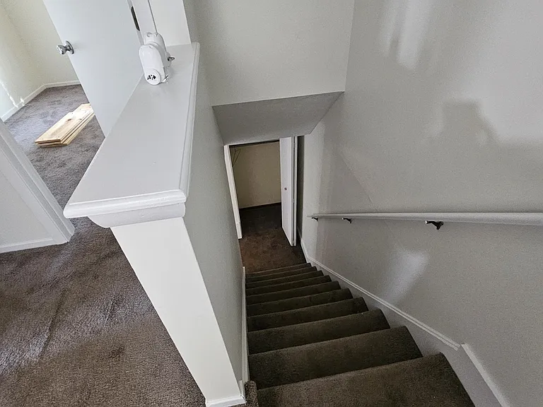 2901 Staten Ave #15 — Photo 9