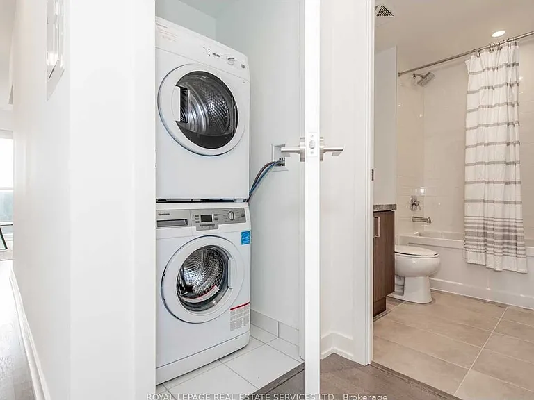 501 Saint Clair Ave W #418 — Photo 13
