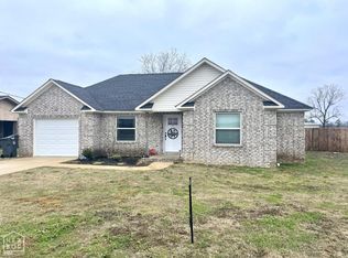 200 Robin Ln, Walnut Ridge, AR 72476