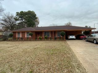 130 E Fairway Ave, Memphis, TN 38109