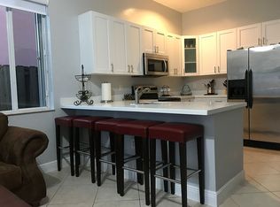 15640 SW 16th St, Miami, FL 33185