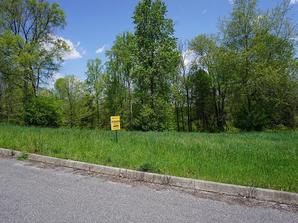 1st image of Dogwood Cove Dr