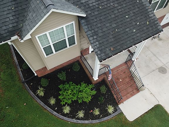 New stamped landscaping curb