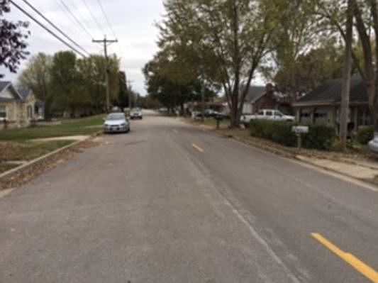 2nd image of 2431 Saint Louis Rd