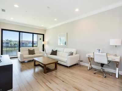 15102 Palmer Lake CIR #201, Naples, FL, 34109