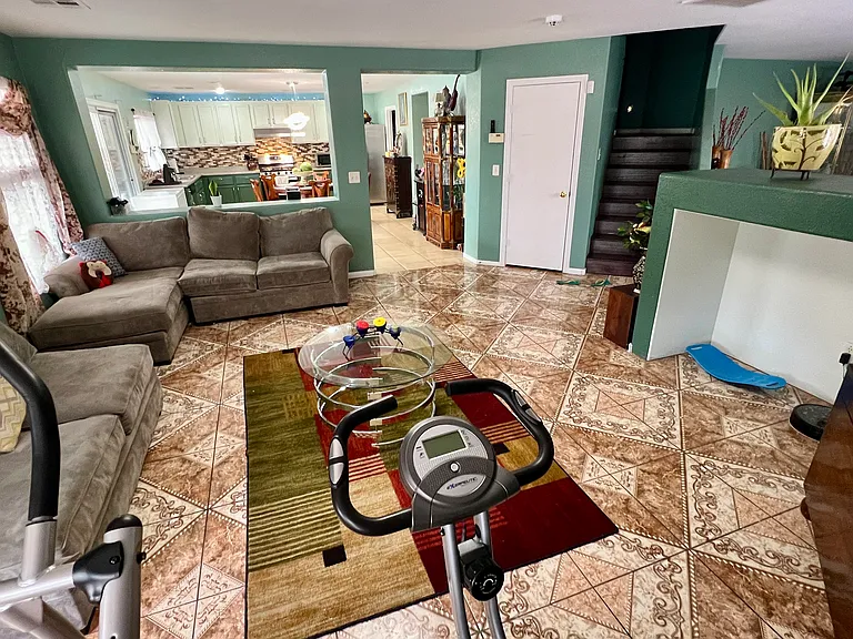 4933 Naff Ridge Dr — Photo 15
