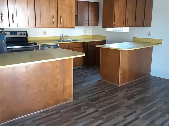 4th image of 716 Saturn Ave APT 1