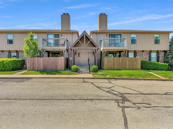 5641 SW Foxcroft South Cir Unit 202, Topeka, KS 66614