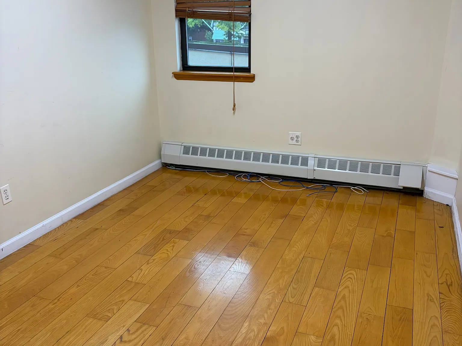 1 bed, 700 sqft, $2,500 — Photo 2