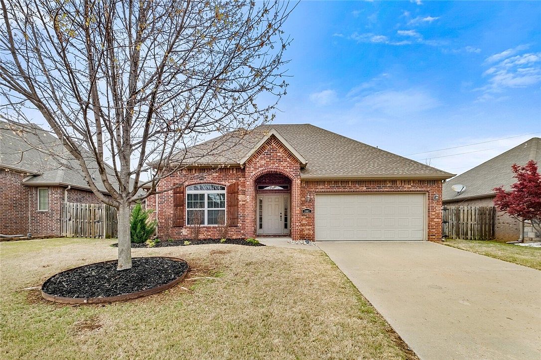 3802 SW Town Vu Rd, Bentonville, AR 72712 | Zillow