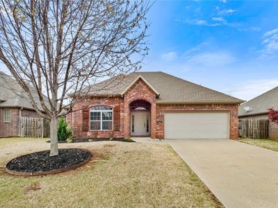 3802 SW Town Vu Rd, Bentonville, AR, 72712