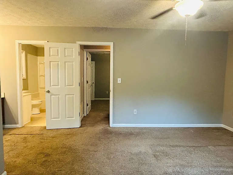 207 Hillcrest Dr — Photo 13