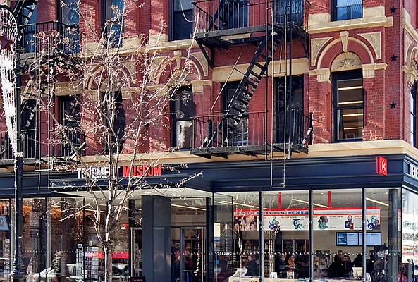 Rented by Living New York | media 12