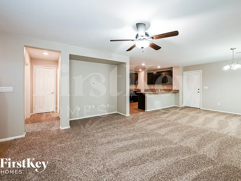 11060 Camden Bay St — Photo 4