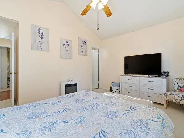601 E Burgess Rd, Pensacola, FL