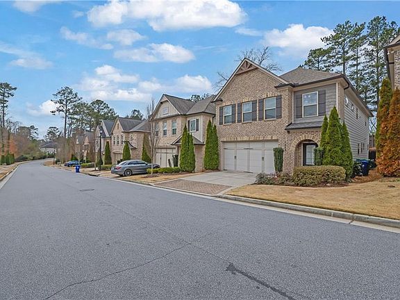 2nd image of 1888 Weston Ln