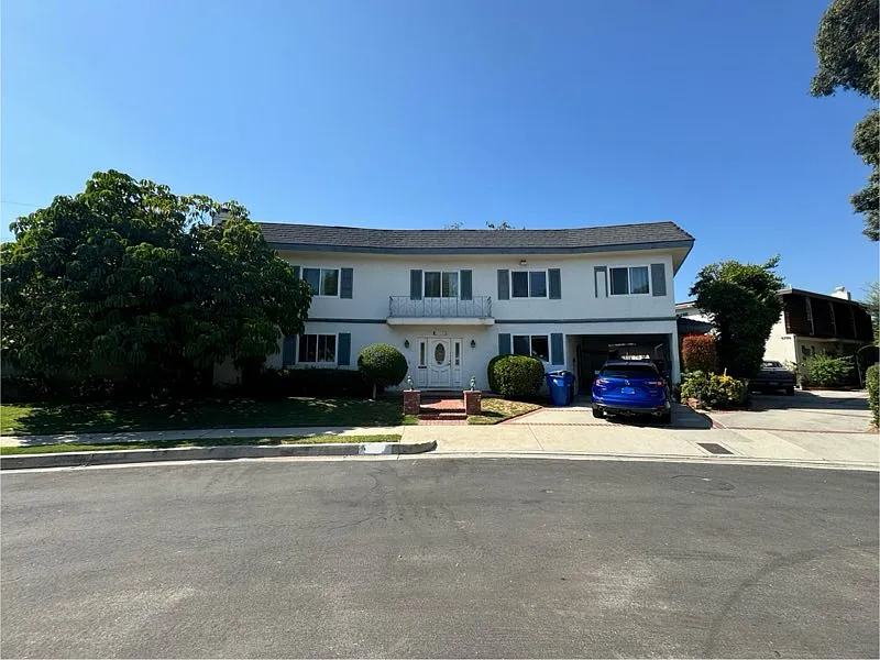 6727 Petit Ave