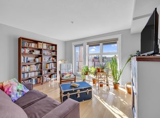 725 4th St NE #309, Calgary, AB T2E 3S7