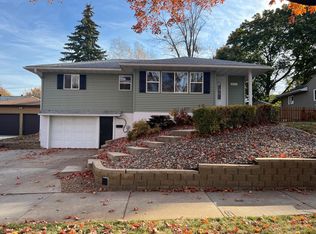 2412 17th Ave NW, Rochester, MN 55901