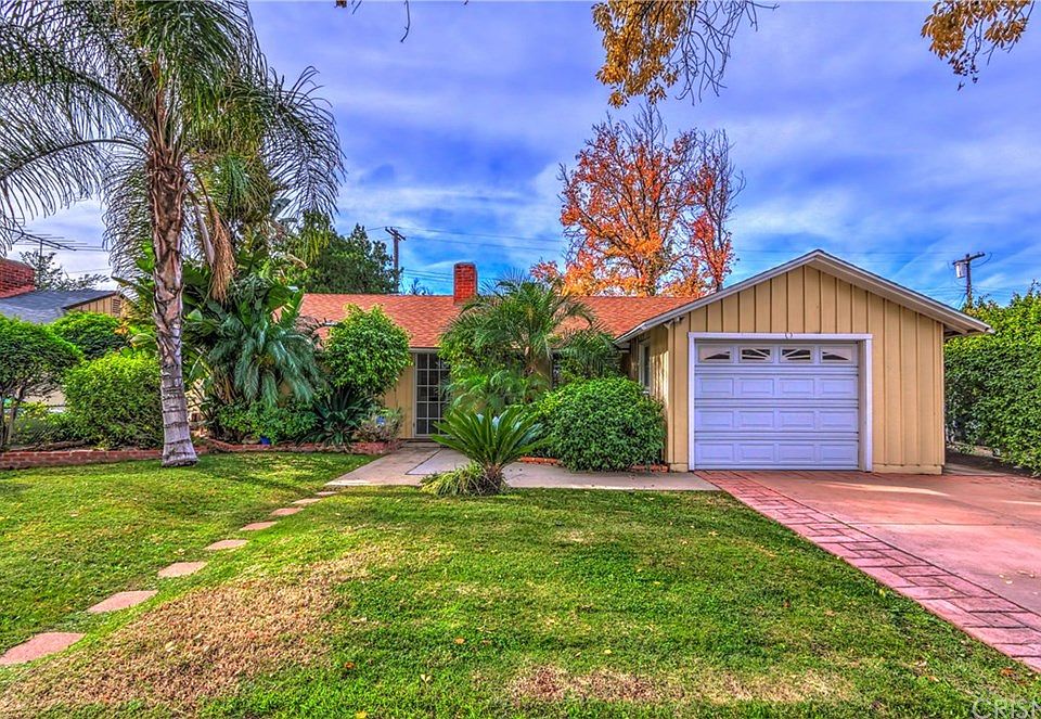 1st image of 7837 Encino Ave