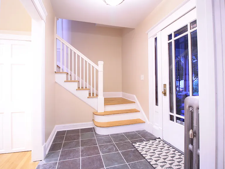 147 Stearns St — Photo 13