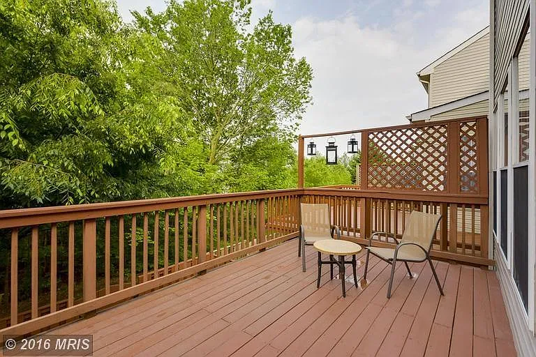 43178 Lawnsberry Sq — Photo 30