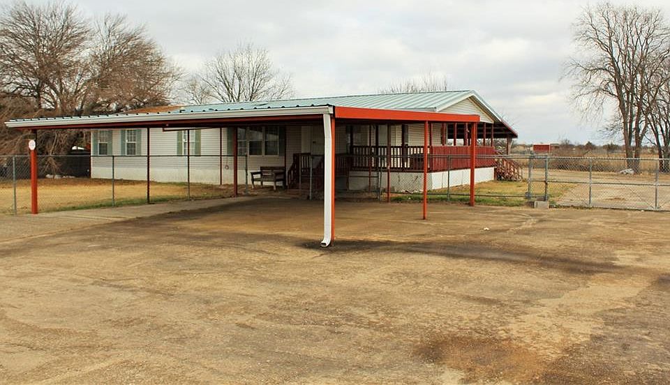 1st image of 303 Bluebonnet Ln