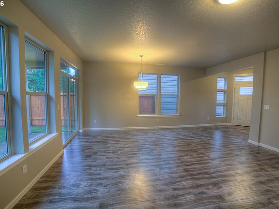 4th image of 4399 NE 110th Ave