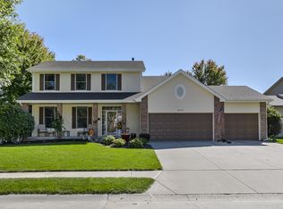 16103 Washington Cir, Omaha, NE 68135