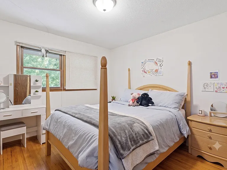 3308 Roosevelt Ct NE — Photo 7