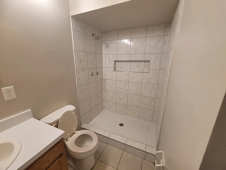 5136 Indian Lakes Ct #1 — Photo 6