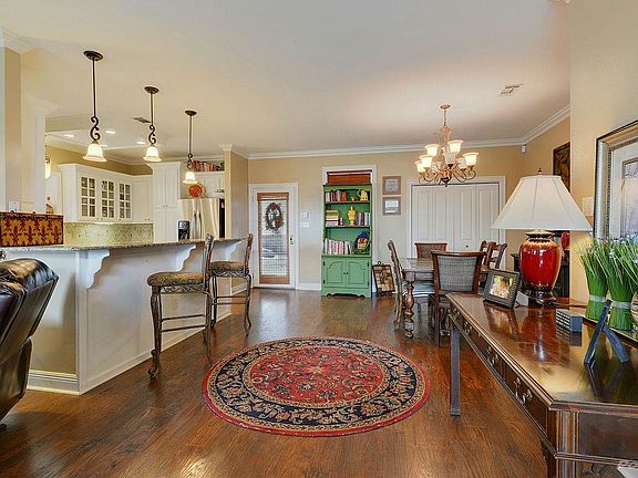 5 Kitchen and Dining